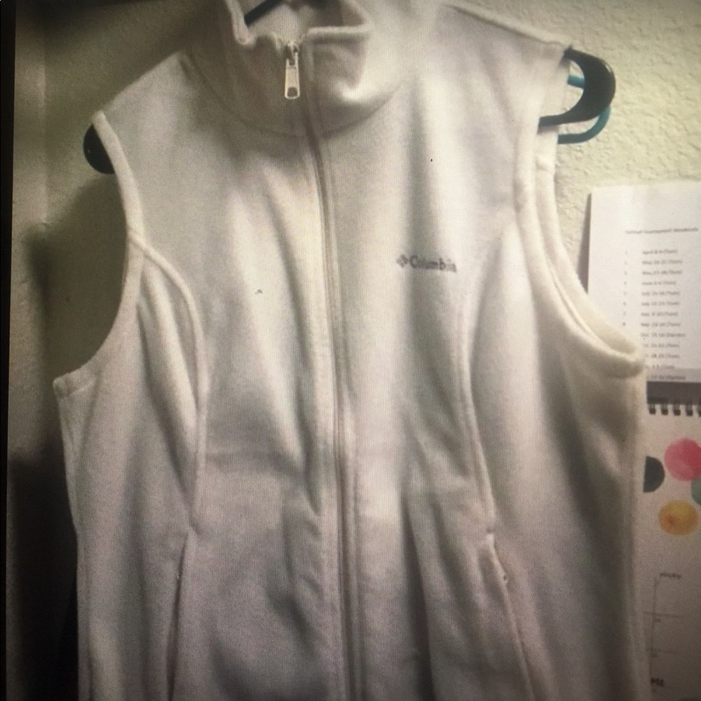 Columbia vest