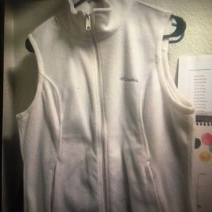 Columbia vest