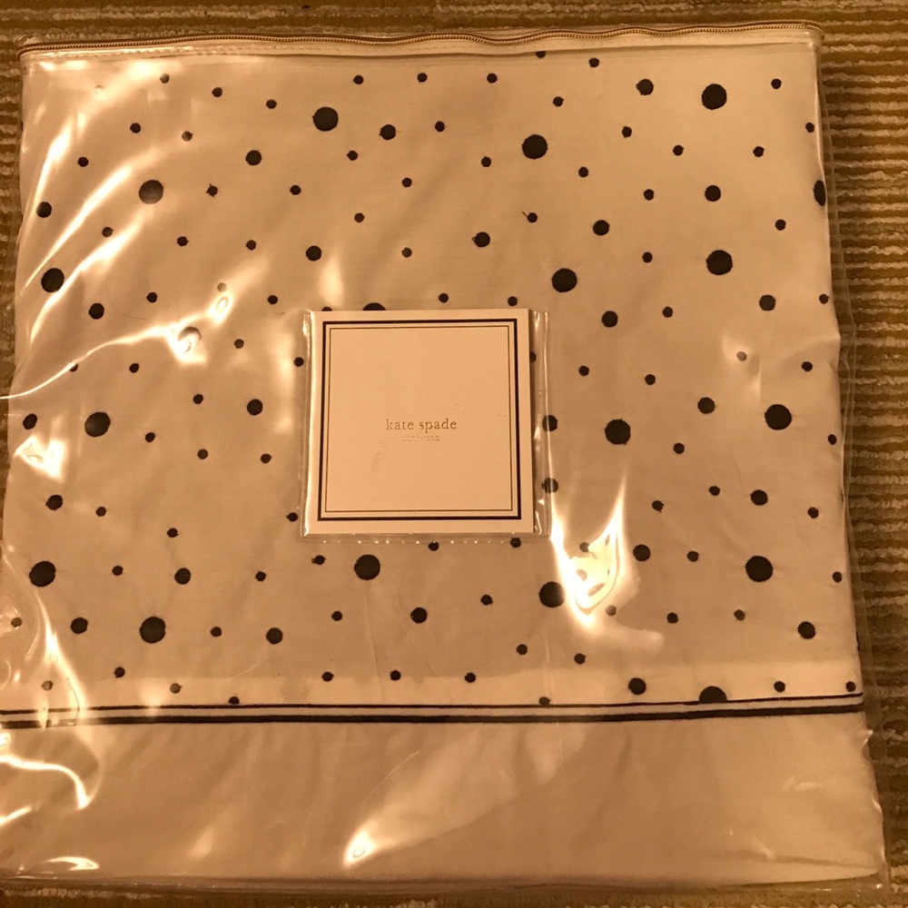 Kate spade queen duvet, original packaging