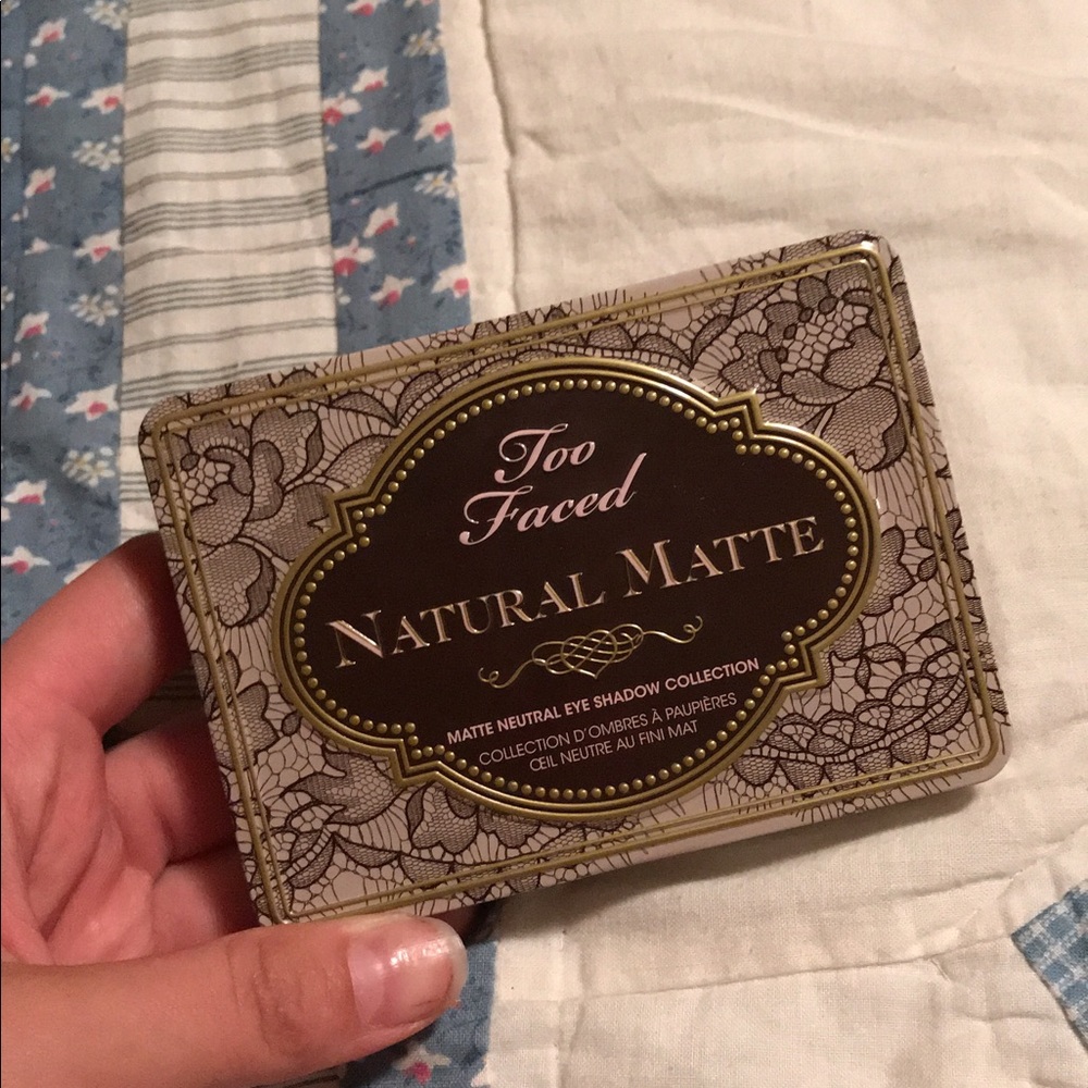 Too faced eyeshadow barely used