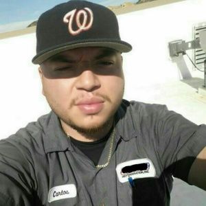 Meet your Posher, Carlos