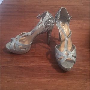 Gianni Bini Dress Sandals