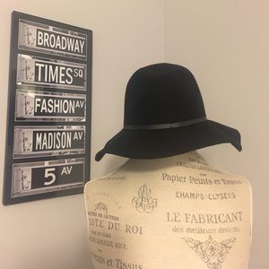 Lucky Brand black hat