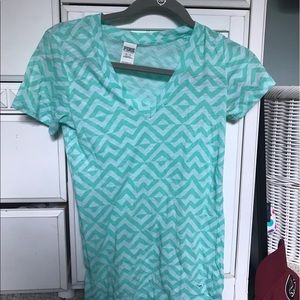 VS Pink green short sleeve XS