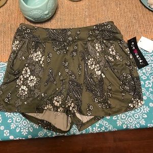 [⭐️SALE!] Patterned Soft Shorts