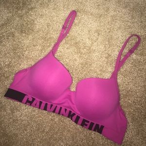 ‼️ CLOSET CLEANOUT ‼️ Calvin Klein Logo Bra