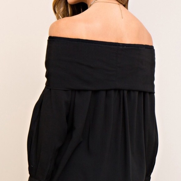 Absolutely Gorgeous ~ Perfectly Bowed Top - Picture 4 of 4