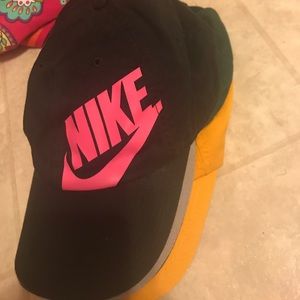 BLACK & PINK NIKE HAT
