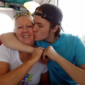 Meet your Posher, Joshua