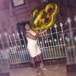 Meet your Posher, Nicole