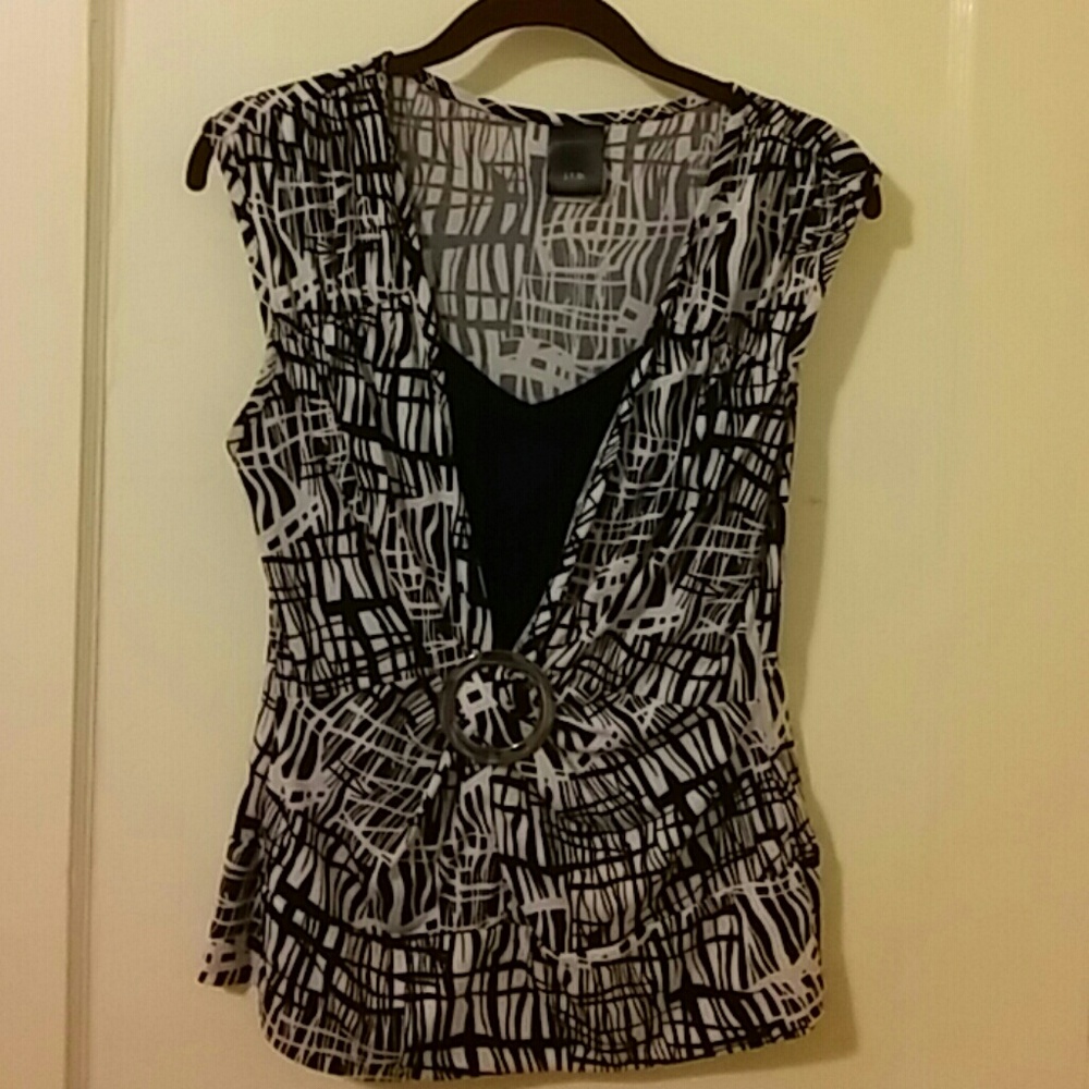 J.T.B, Sleeveless blouse