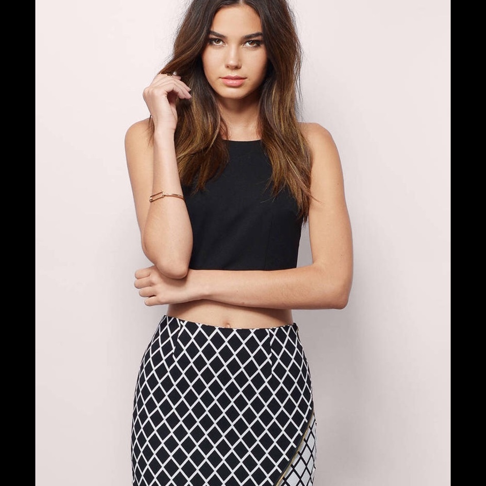 🎉HP🎉 Black and white career zipper skirt