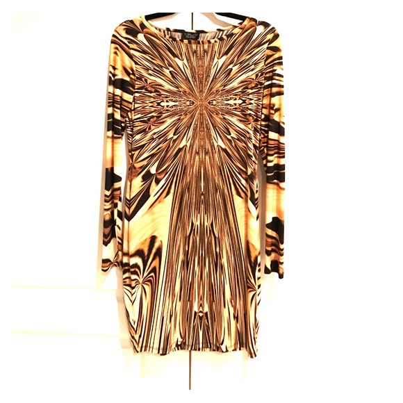 Dress - Picture 1 of 3