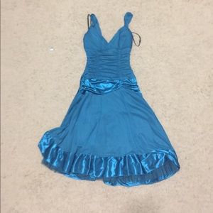 Xoxo semi formal turquoise dress! Size small!