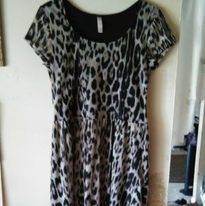 Awesome Dress Woman's SZ Large Like New