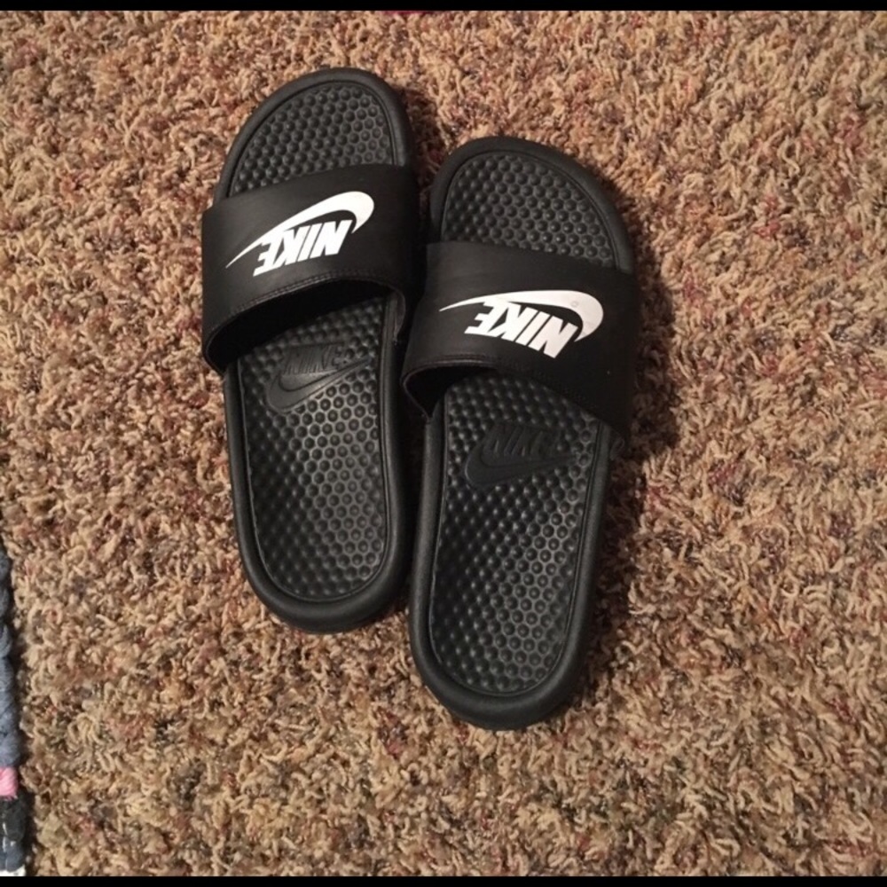 Nike slides