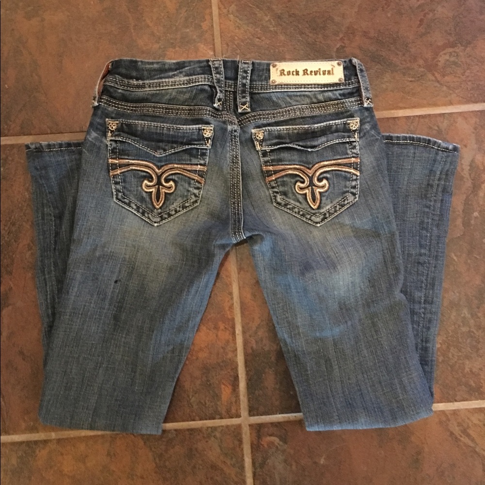 ❌Sold locally❌ Rock revivals **read description**