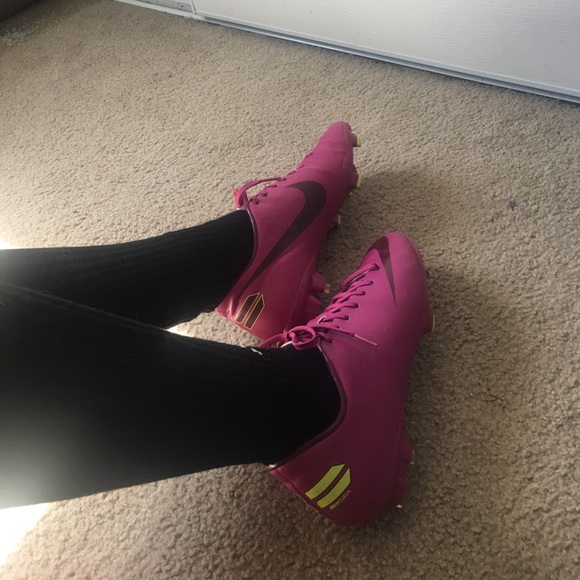 nike cleats - Picture 6 of 7