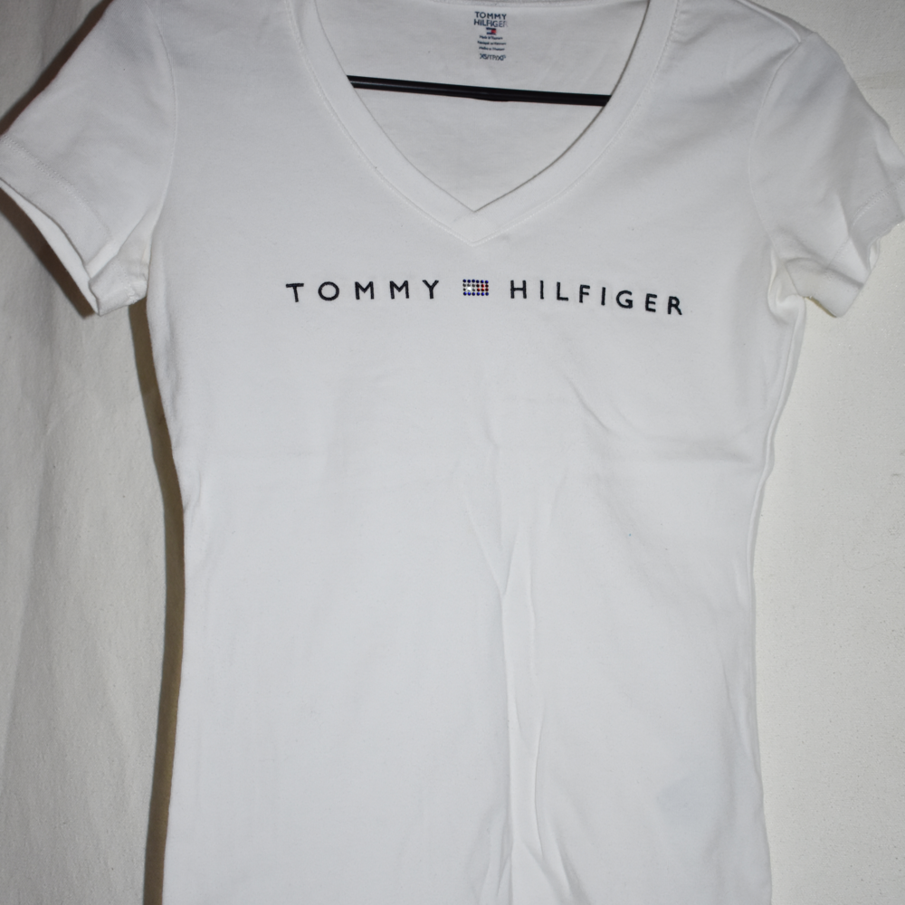 tommy hilfiger t shirt