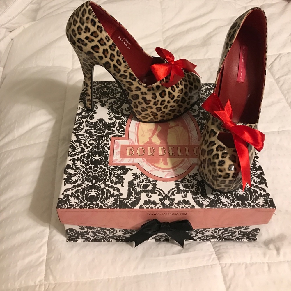 Bordello leopard 4 inch heels