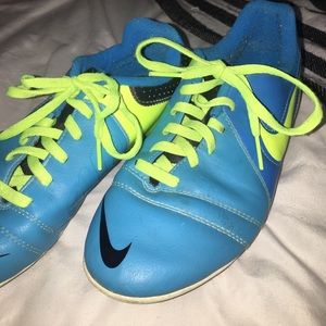 boys nike cleats