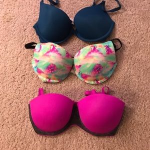 Pink bras! Like new