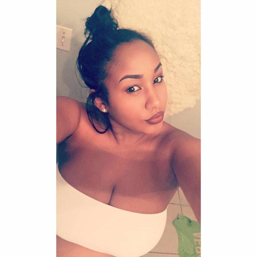 Meet your Posher, Selina