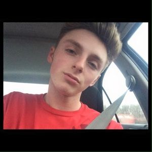 Meet your Posher, Deven