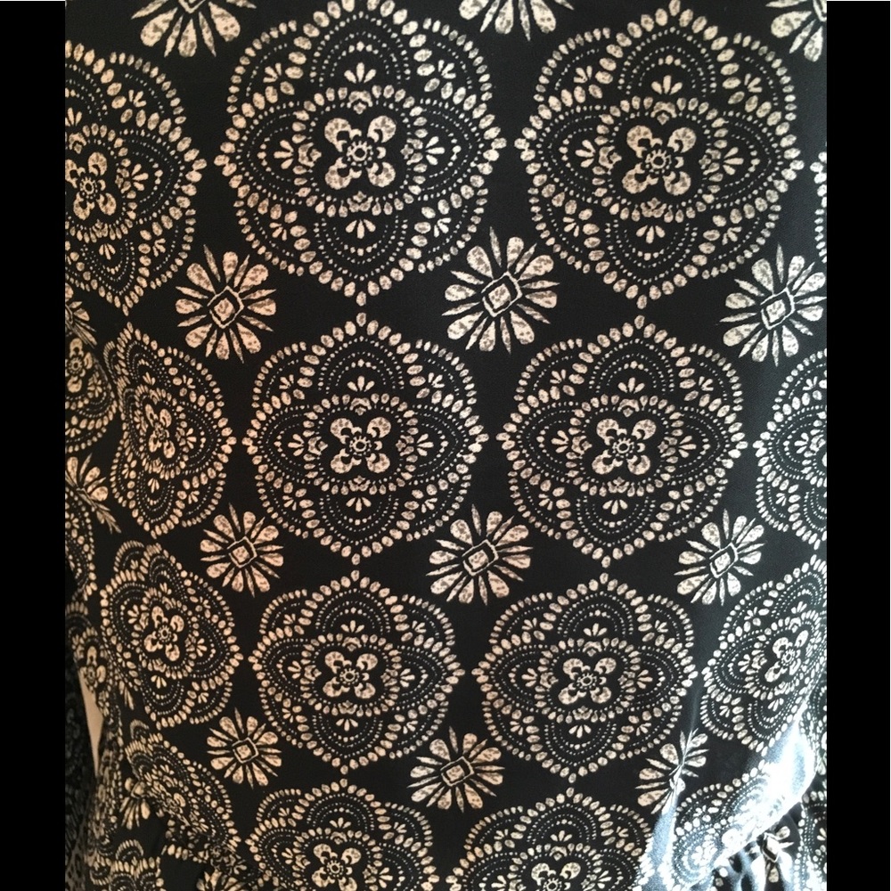 Black & White Romper size XS - Picture 7 of 8