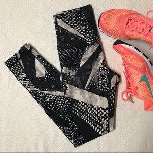 Lululemon full length yoga pants