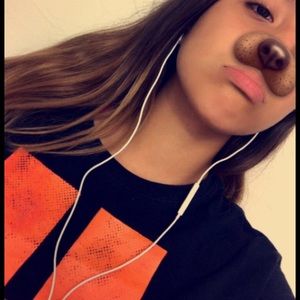 Meet your Posher, Yadira