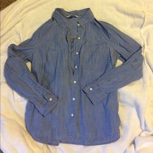 Old Navy Women's denim button down shirt