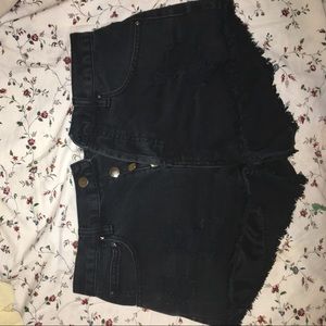 High-waisted Distressed Black Shorts
