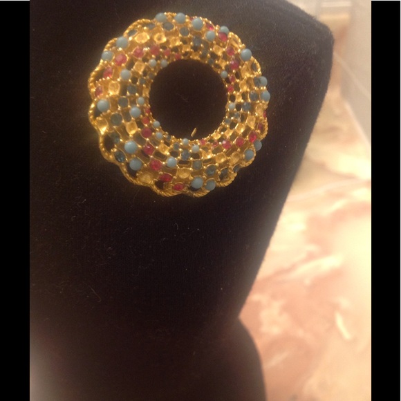 "Song of India" Brooch - Picture 2 of 3