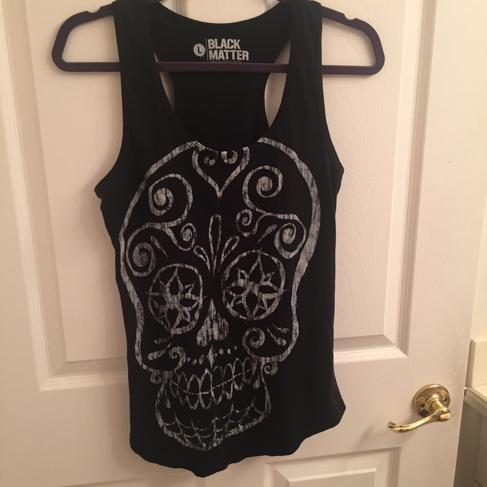 Sugar skull Black + White tank