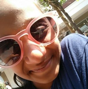 Meet your Posher, Vritti