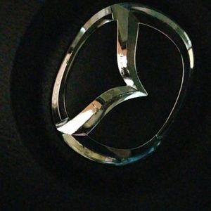 Meet your Posher, Dee