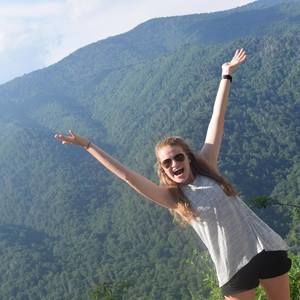 Meet your Posher, Frances