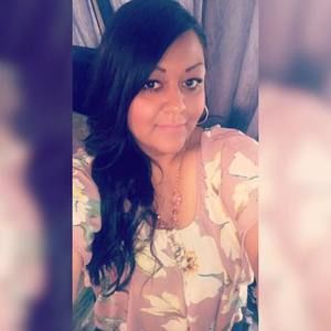 Meet your Posher, Yvette