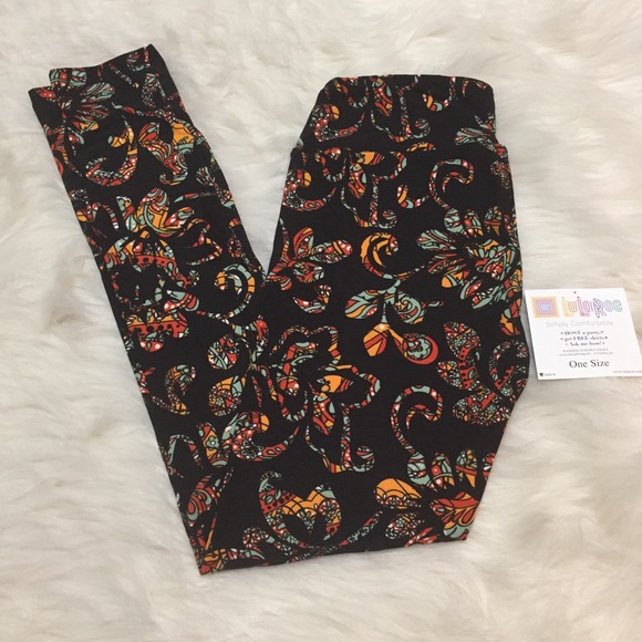 LuLaRoe Pants - 🆕 LuLaRoe O/S Leggings Black Floral Print