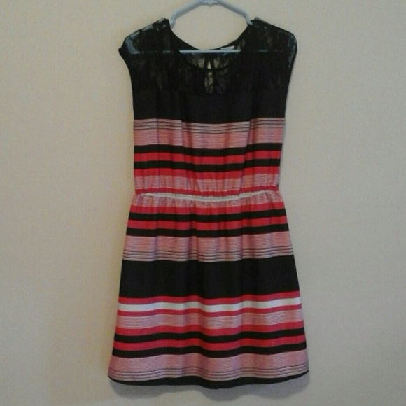 Red & Black Lace Vanity Dress Size Large - Picture 2 of 3