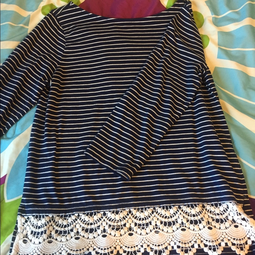 Cute striped shirt!💕