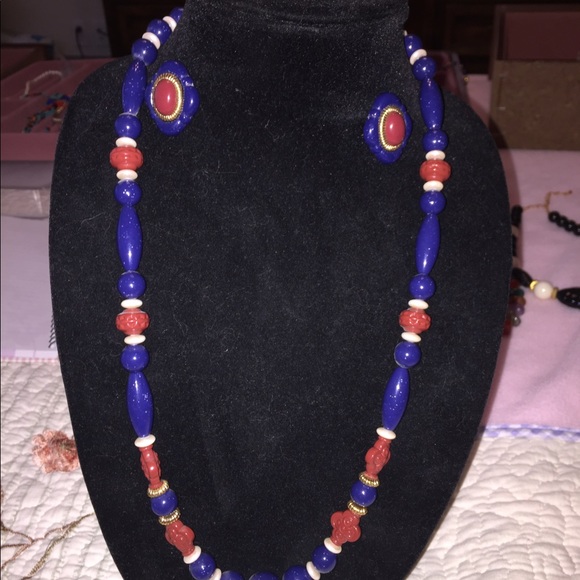 SET of necklace and earrings - Picture 1 of 1