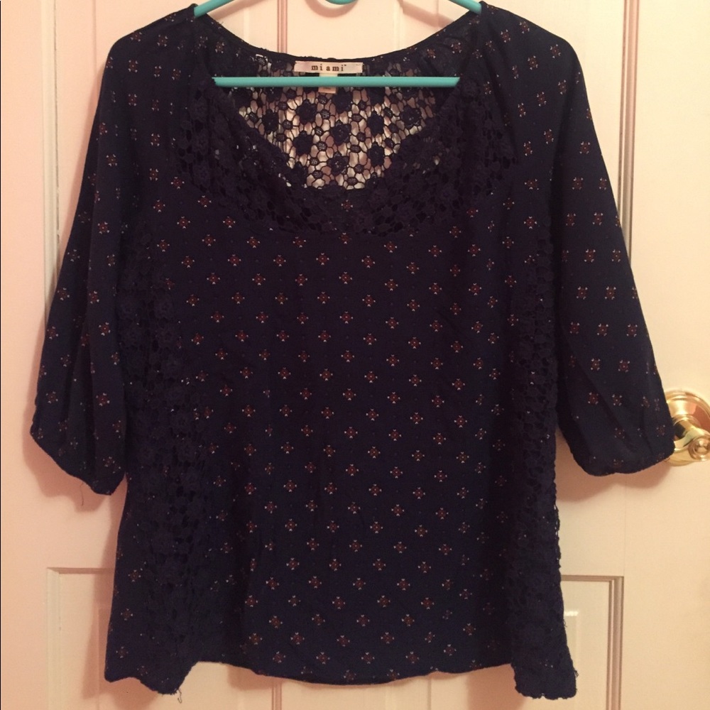 Francesca's Blue Top with Lace