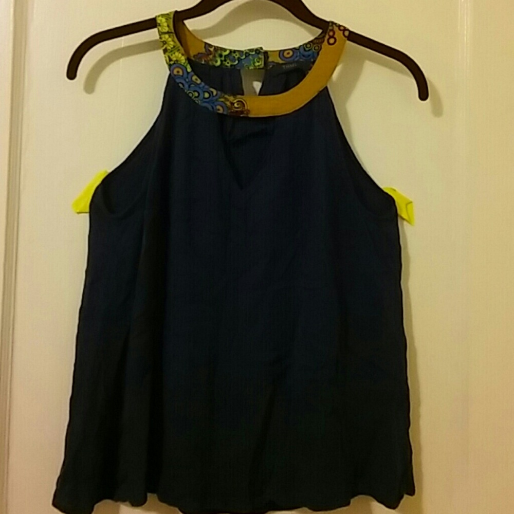 Sleeveless tank