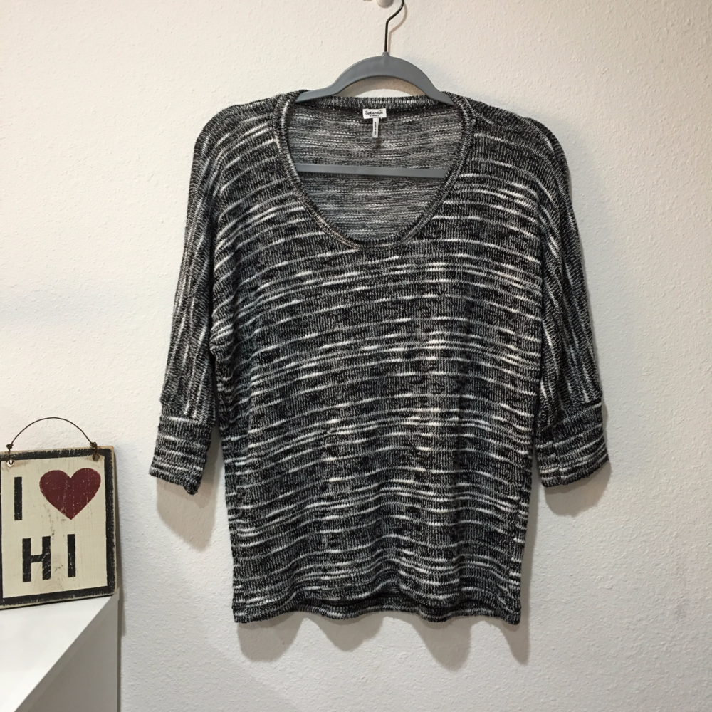 Splendid 3/4 Sleeve Sweater