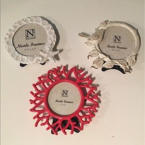 Three round frames