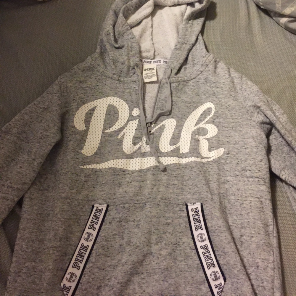PINK EUC sweatshirt $25