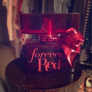 'Forever Red' by Bath and Body Works