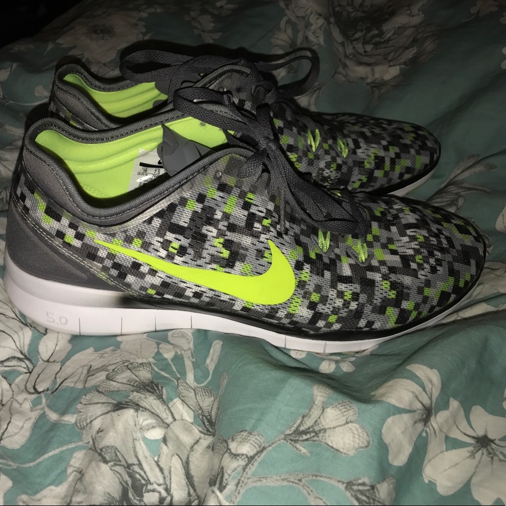 Sz 10 Nike Free TR Fit 5 training shoes